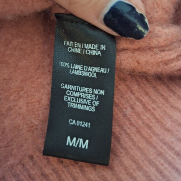 Red 100% lambs wool sweater - Picture 5 of 5